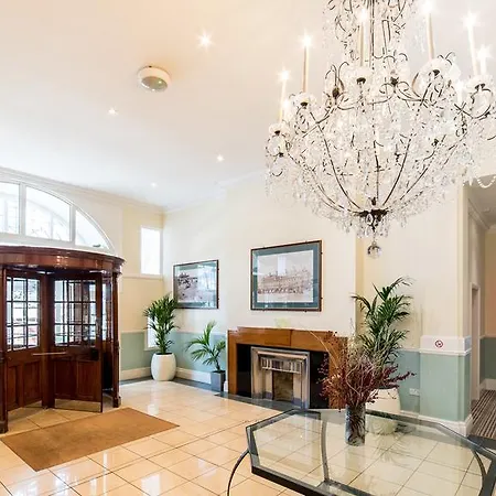 Victorian Apartment-2